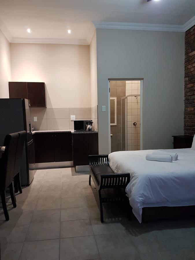 Private Apartments & Biz Stays Pretoria Exterior photo
